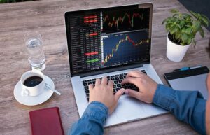 The parallels between options and CFDs in Australia